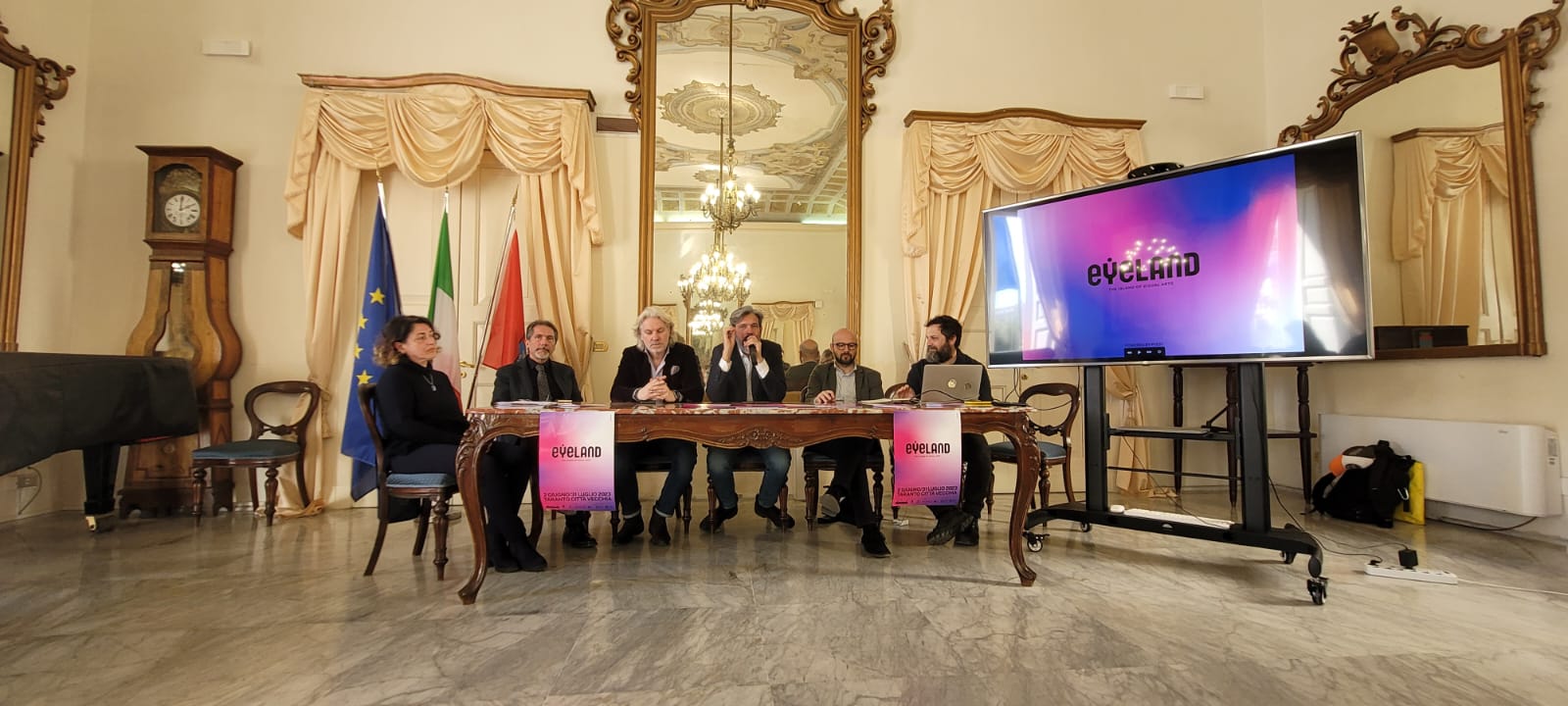 conferenza stampa 4